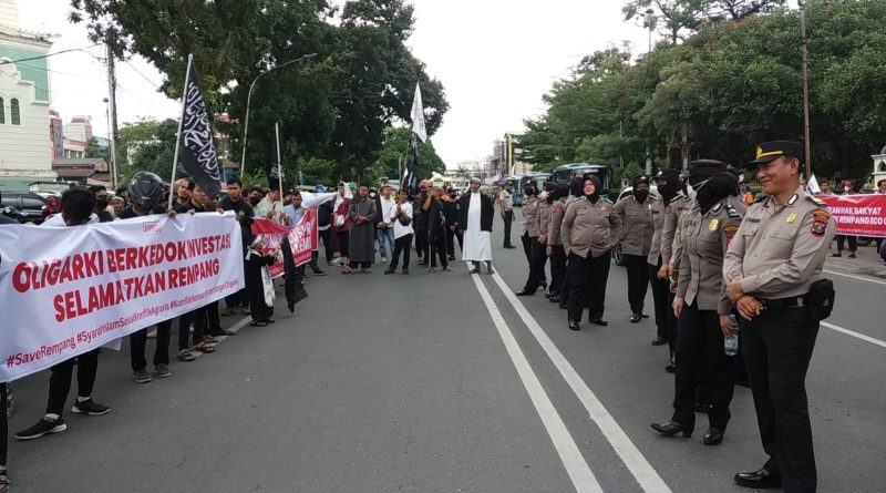 Solidaritas kepada Masyarakat Melayu Rempang, Polrestabes Medan Kawal Aksi Demo