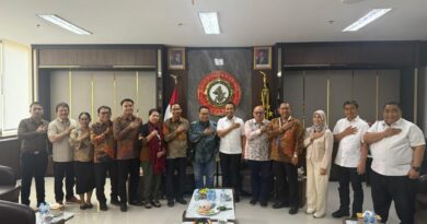 Temui Kabaintelkam Polri, SMSI Pusat Bahas Media Siber yang Profesional dan Berkesinambungan Temui Kabaintelkam Polri, SMSI Pusat Bahas Media Siber yang Profesional dan Berkesinambungan