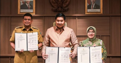 Menteri ini Sebut Bobby Nasution Buat Kebijakan Pro Rakyat dan Pertama Kali di Indonesia Menteri ini Sebut Bobby Nasution Buat Kebijakan Pro Rakyat dan Pertama Kali di Indonesia