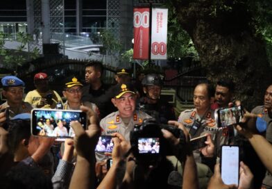 Kapolda Sumut Apresiasi Mahasiswa dan Ojol Gelar Unjuk Rasa Dengan Damai di DPRD Sumut