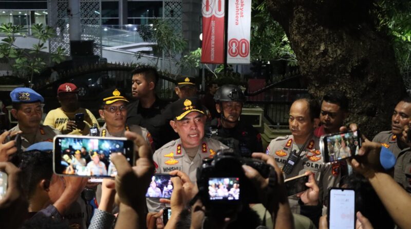 Kapolda Sumut Apresiasi Mahasiswa dan Ojol Gelar Unjuk Rasa Dengan Damai di DPRD Sumut