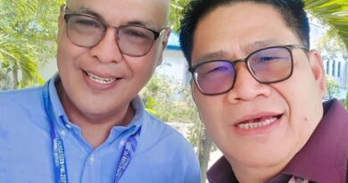 CEO Sumut24 Group Ucapkan Selamat dan Sukses kepada Akhmad Munir, Nahkoda Baru PWI 2025–2030 CEO Sumut24 Group Ucapkan Selamat dan Sukses kepada Akhmad Munir, Nahkoda Baru PWI 2025–2030