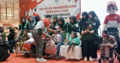 Bersama Anak Cerebral Palsy, JNE Tebar Semangat dan Harapan Bersama Anak Cerebral Palsy, JNE Tebar Semangat dan Harapan
