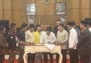 Mahasiswa dan DPRD Kabupaten Batu Bara Sepakat Jaga Keamanan dalam Aksi Damai Mahasiswa dan DPRD Kabupaten Batu Bara Sepakat Jaga Keamanan dalam Aksi Damai