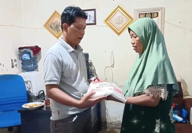 Janda Tua Kunjungi Kantor SMSI Sergai