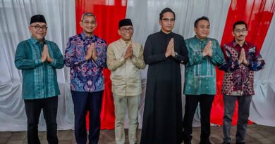 Zakiyuddin Harahap Sambut Hangat Tamu Halalbihalal, Pererat Silaturahmi di Kota Medan