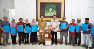 Pemkab Langkat Salurkan Bantuan Presiden untuk Korban Banjir Langkat