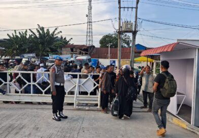 Polsek Teluk Nibung Kawal Ketat Kedatangan Penumpang Ferry di Pelabuhan Teluk Nibung
