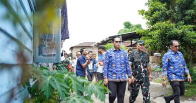 Pulihkan Aktifitas Warga, Wali Kota Medan Tinjau Jembatan Perlintasan Kereta Api di Gang Damai
