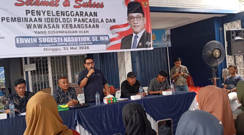 Edwin Sugesti Nasution: Cinta Kebangsaan dan Nasionalisme Harus Melekat di Tubuh Warga Edwin Sugesti Nasution: Cinta Kebangsaan dan Nasionalisme Harus Melekat di Tubuh Warga