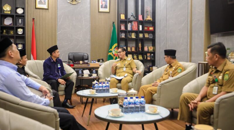 Rico Waas Ingin Pekan KHAS MUI Lebih Bermakna dan Tonjolkan Kuliner Unik Rico Waas Ingin Pekan KHAS MUI Lebih Bermakna dan Tonjolkan Kuliner Unik