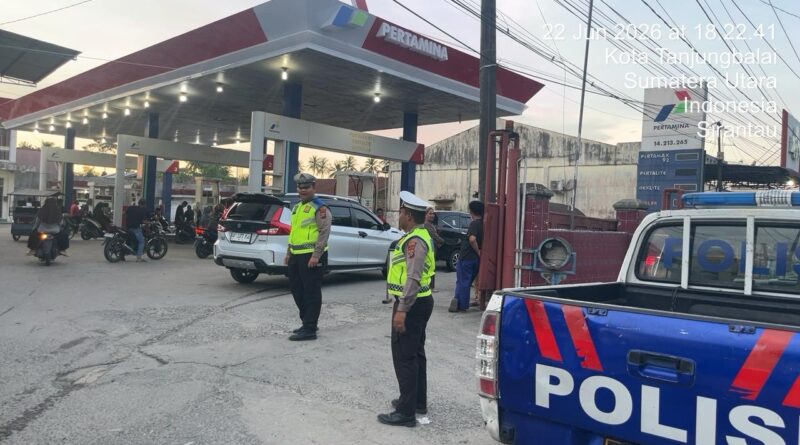 Pastikan Stok BBM Aman dan Kondusif, Sat Lantas Polres Tanjung Balai Gelar Patroli di SPBU Pastikan Stok BBM Aman dan Kondusif, Sat Lantas Polres Tanjung Balai Gelar Patroli di SPBU