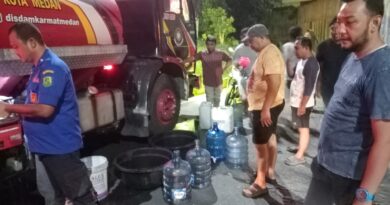 Air PDAM Mulai Normal, Kecamatan Medan Polonia Tetap Siaga Pasok Air Bersih Warga Air PDAM Mulai Normal, Kecamatan Medan Polonia Tetap Siaga Pasok Air Bersih Warga
