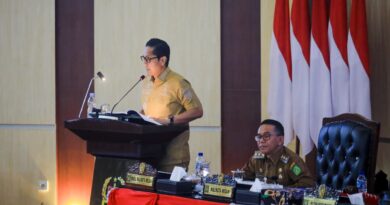 Di DPRD Medan, Rico Waas Paparkan Strategi Efisiensi APBD 2025: Tanpa Utang, Fokus Banjir dan Digitalisasi PAD Di DPRD Medan, Rico Waas Paparkan Strategi Efisiensi APBD 2025: Tanpa Utang, Fokus Banjir dan Digitalisasi PAD