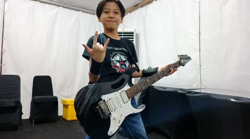 Mengenal Gavriel, Gitaris Cilik yang Tampil di PRSU ke-50