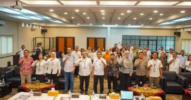 Rico Waas: Penanganan Narkoba dan Kriminalitas Harus Dibarengi Penguatan Ekonomi Masyarakat Rico Waas: Penanganan Narkoba dan Kriminalitas Harus Dibarengi Penguatan Ekonomi Masyarakat