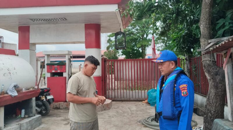 Pastikan BBM Subsidi Tepat Sasaran, Satpolairud Polres Tanjung Balai Pantau SPBN Pastikan BBM Subsidi Tepat Sasaran, Satpolairud Polres Tanjung Balai Pantau SPBN