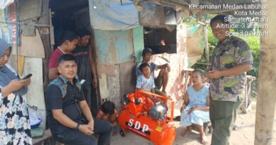Pemko Medan Klarifikasi Rumah Kardus di Bantaran Sungai Deli, Penghuninya Ternyata Miliki Rumah di Medan Marelan Pemko Medan Klarifikasi Rumah Kardus di Bantaran Sungai Deli, Penghuninya Ternyata Miliki Rumah di Medan Marelan