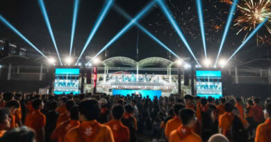 UPH Festival 2026 Ditutup dengan Pesan bagi Mahasiswa Baru untuk Menemukan Tujuan, Menjalani Panggilan, dan Membawa Dampak UPH Festival 2026 Ditutup dengan Pesan bagi Mahasiswa Baru untuk Menemukan Tujuan, Menjalani Panggilan, dan Membawa Dampak