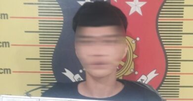 Polsek Belawan Tangkap Pelaku Curas, Korban Diancam Parang dan Kehilangan Uang Rp2 Juta Polsek Belawan Tangkap Pelaku Curas, Korban Diancam Parang dan Kehilangan Uang Rp2 Juta