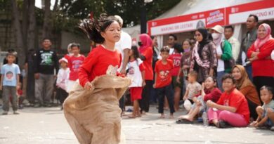 Semarak Merah Putih Kemerdekaan BRI Region 6, Warga Pasar Malaka Rorotan Antusias Ikuti Lomba 17-an