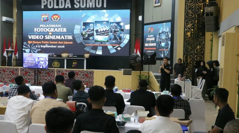 Bid Humas Polda Sumut Gelar Pelatihan Fotografi dan Video Sinematik untuk Tingkatkan Kompetensi Personel Humas Bid Humas Polda Sumut Gelar Pelatihan Fotografi dan Video Sinematik untuk Tingkatkan Kompetensi Personel Humas