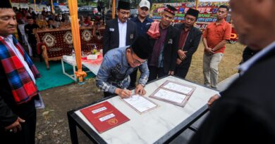 Zakiyuddin Harahap Berharap Hima Lubis Perkuat Silaturahmi dan Bermanfaat Bagi Masyarakat Zakiyuddin Harahap Berharap Hima Lubis Perkuat Silaturahmi dan Bermanfaat Bagi Masyarakat