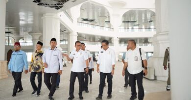 Tinjau Medan Islamic Centre, Zakiyuddin Harahap Minta Kontraktor Rawat Gedung Hingga Habis Masa Pemeliharaan Tinjau Medan Islamic Centre, Zakiyuddin Harahap Minta Kontraktor Rawat Gedung Hingga Habis Masa Pemeliharaan
