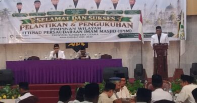 Prof KH Nasaruddin Umar: Imam Masjid Berperan Penting Terciptanya Harmonisasi Di Tengah Umat Prof KH Nasaruddin Umar: Imam Masjid Berperan Penting Terciptanya Harmonisasi Di Tengah Umat