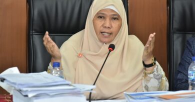 Hj Sri Rezeki Desak Pemko Medan Tetapkan Status Siaga Hj Sri Rezeki Desak Pemko Medan Tetapkan Status Siaga