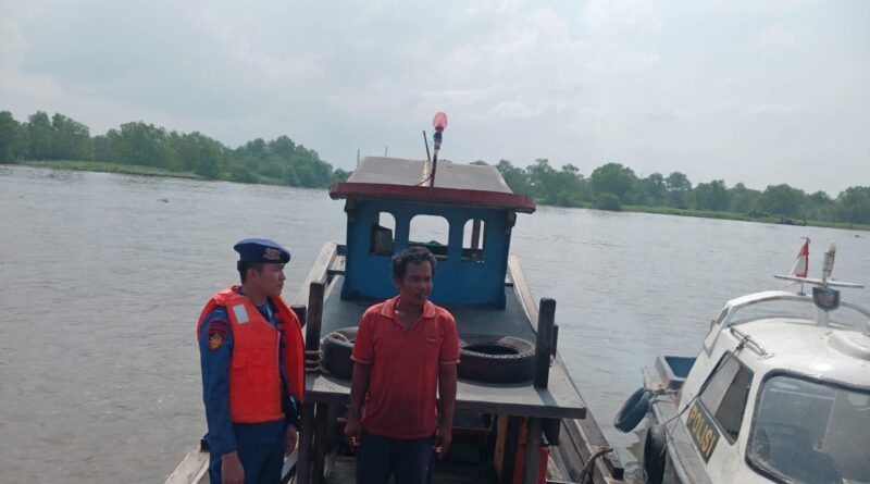 Sambangi Nelayan, Sat Polairud Polres Tanjungbalai Tekankan Pentingnya Jaga Kamtibmas Perairan Sambangi Nelayan, Sat Polairud Polres Tanjungbalai Tekankan Pentingnya Jaga Kamtibmas Perairan