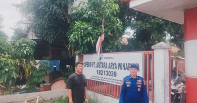 Satpolairud Polres Tanjung Balai Pantau Penyaluran BBM Subsidi untuk Nelayan, Stok Dipastikan Aman Satpolairud Polres Tanjung Balai Pantau Penyaluran BBM Subsidi untuk Nelayan, Stok Dipastikan Aman