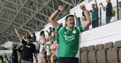 PSMS Tekuk PSIS 2-1, Gubernur Bobby Nasution Optimistis Ayam Kinantan Menuju ke Super League PSMS Tekuk PSIS 2-1, Gubernur Bobby Nasution Optimistis Ayam Kinantan Menuju ke Super League
