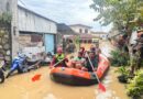 Rico Waas Gerak Cepat Tangani Banjir, BPBD Siaga Sejak Malam, Damkar Dikerahkan Bersihkan Sisa Lumpur