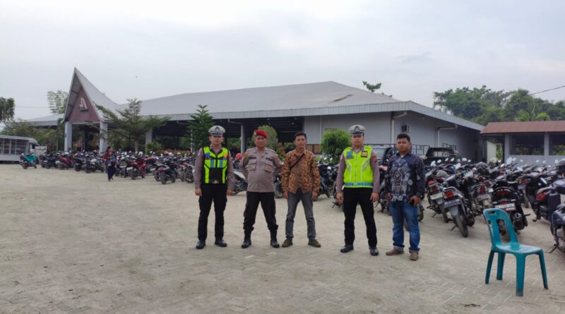 Jaga Ibadah Minggu, Sat Lantas Polres Tanjung Balai Amankan Sejumlah Gereja Jaga Ibadah Minggu, Sat Lantas Polres Tanjung Balai Amankan Sejumlah Gereja