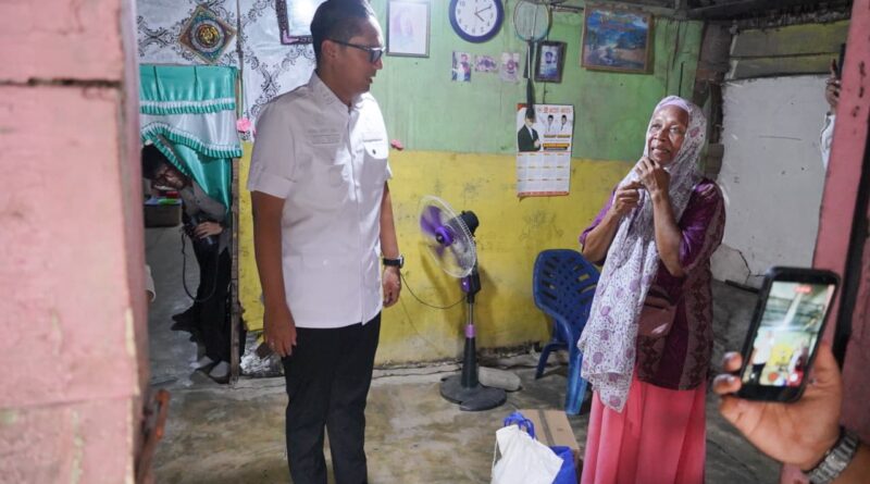 Rico Waas Segera Bangun Rumah Cica yang 10 Tahun Tinggal di Dapur Rico Waas Segera Bangun Rumah Cica yang 10 Tahun Tinggal di Dapur