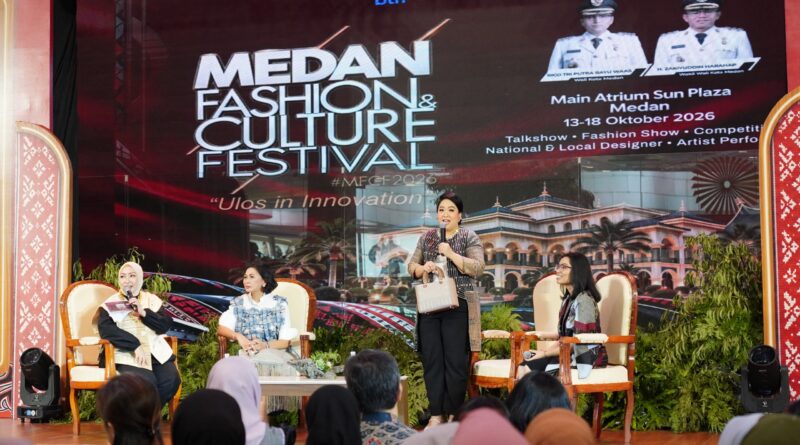 Di MFCF 2026, Airin Rico Waas Bagikan Kisah Inspiratif Bawa Ulos Medan Ke Panggung Dunia Di MFCF 2026, Airin Rico Waas Bagikan Kisah Inspiratif Bawa Ulos Medan Ke Panggung Dunia