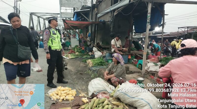 Sat Lantas Polres Tanjungbalai Sosialisasi dan Himbauan kepada Pedagang Kaki Lima Sat Lantas Polres Tanjungbalai Sosialisasi dan Himbauan kepada Pedagang Kaki Lima