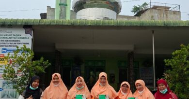 Respons Dampak Asap Karhutla, LBSO PW Aisyiyah Sumut Gelar Aksi Berbagi Masker Respons Dampak Asap Karhutla, LBSO PW Aisyiyah Sumut Gelar Aksi Berbagi Masker